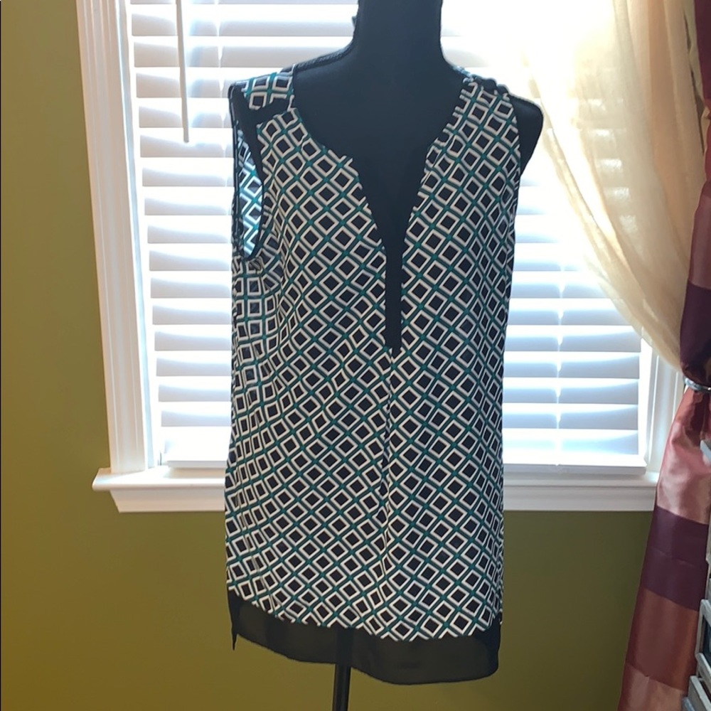 🏖️ White House Black Market Sleeveless Blouse, Sz M - Picture 1 of 4
